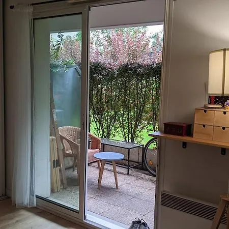 Studio Equipe De 25m2 Xxe Arrondissement 2 Places Apartmán